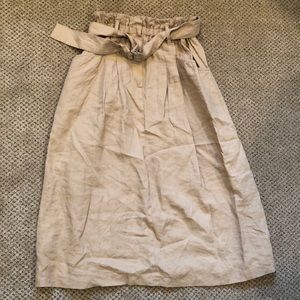 Darling tan belted Zara skirt!